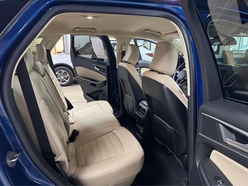 Used 2024 Ford Edge SEL w/ Convenience Package AWD/4WD image 12