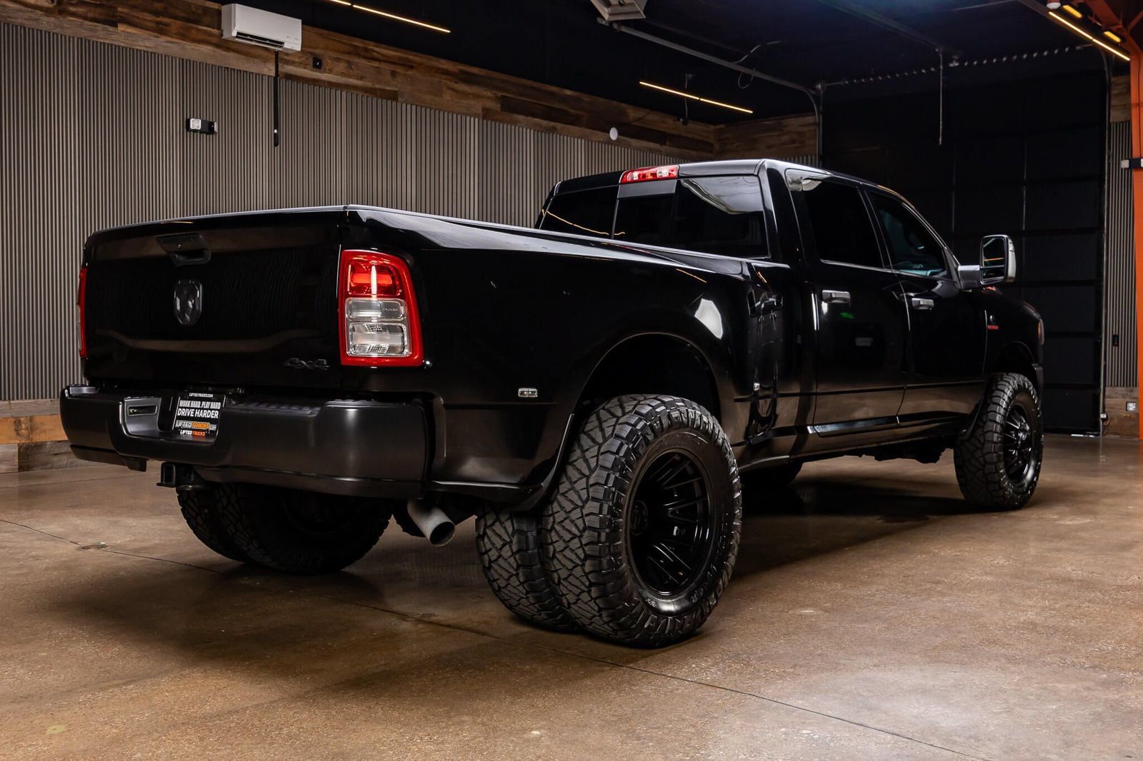 Used 2024 RAM 3500 Tradesman AWD/4WD image 10
