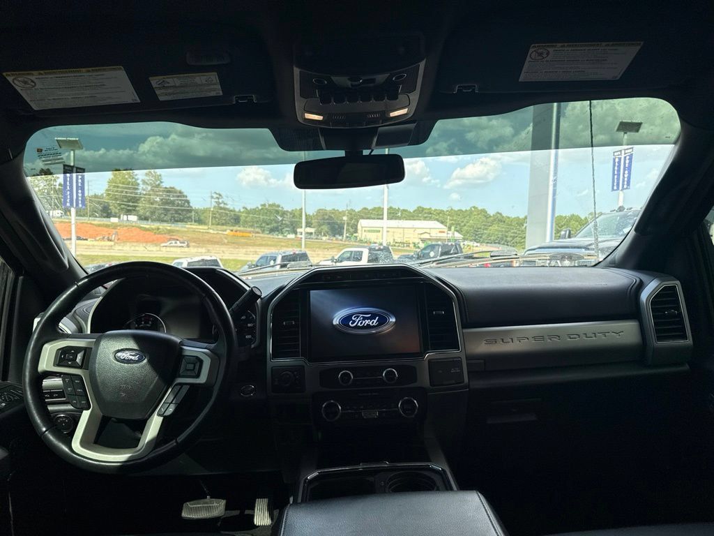 Used 2022 Ford F350 Lariat w/ Lariat Ultimate Package AWD/4WD image 13