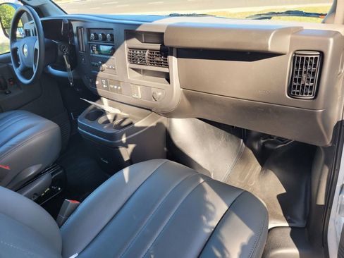 New 2025 Chevrolet Express 2500 w/ Driver Convenience Package image 21