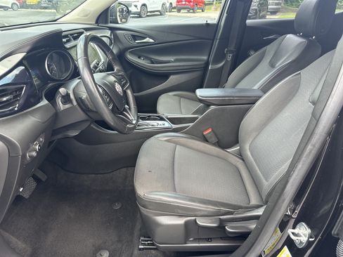 Certified 2023 Buick Encore GX Preferred FWD image 9