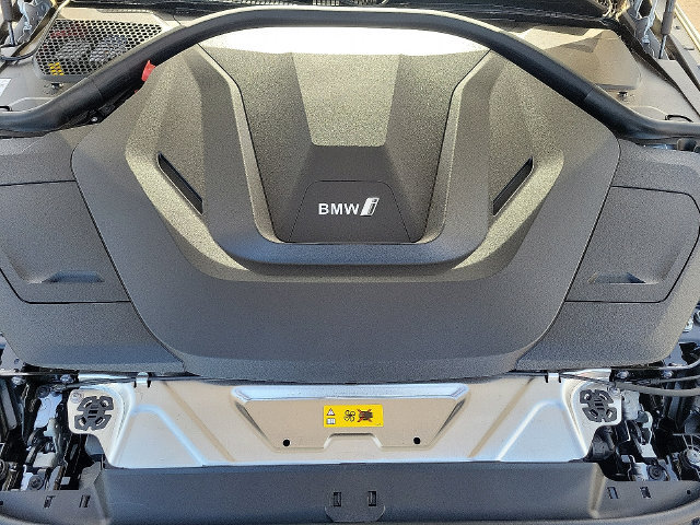 New 2026 BMW i4 eDrive40 w/ M Sport Package RWD image 12