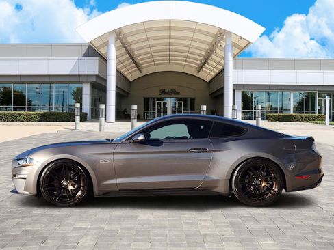 Used 2023 Ford Mustang GT image 3