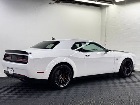 Used 2023 Dodge Challenger SRT Hellcat RWD image 2