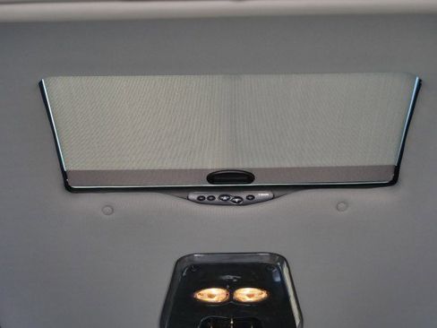 Used 2019 Chevrolet Express 2500 Explorer Conversion Van / Limi w/ Enhanced Convenience Package image 29