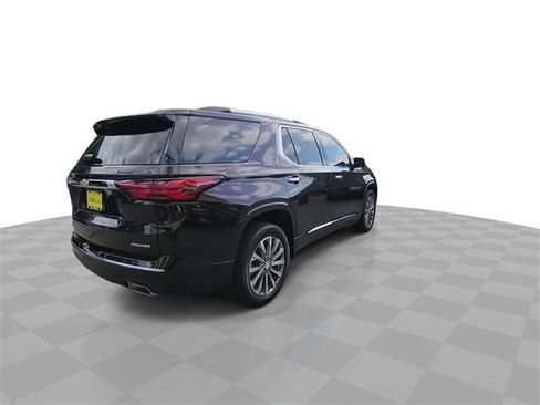 Certified 2023 Chevrolet Traverse Premier image 8