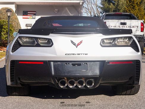 Used 2015 Chevrolet Corvette Z06 w/ 3LZ Preferred Equipment Group image 17