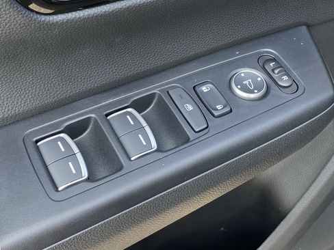 Used 2026 Honda CR-V EX-L image 17