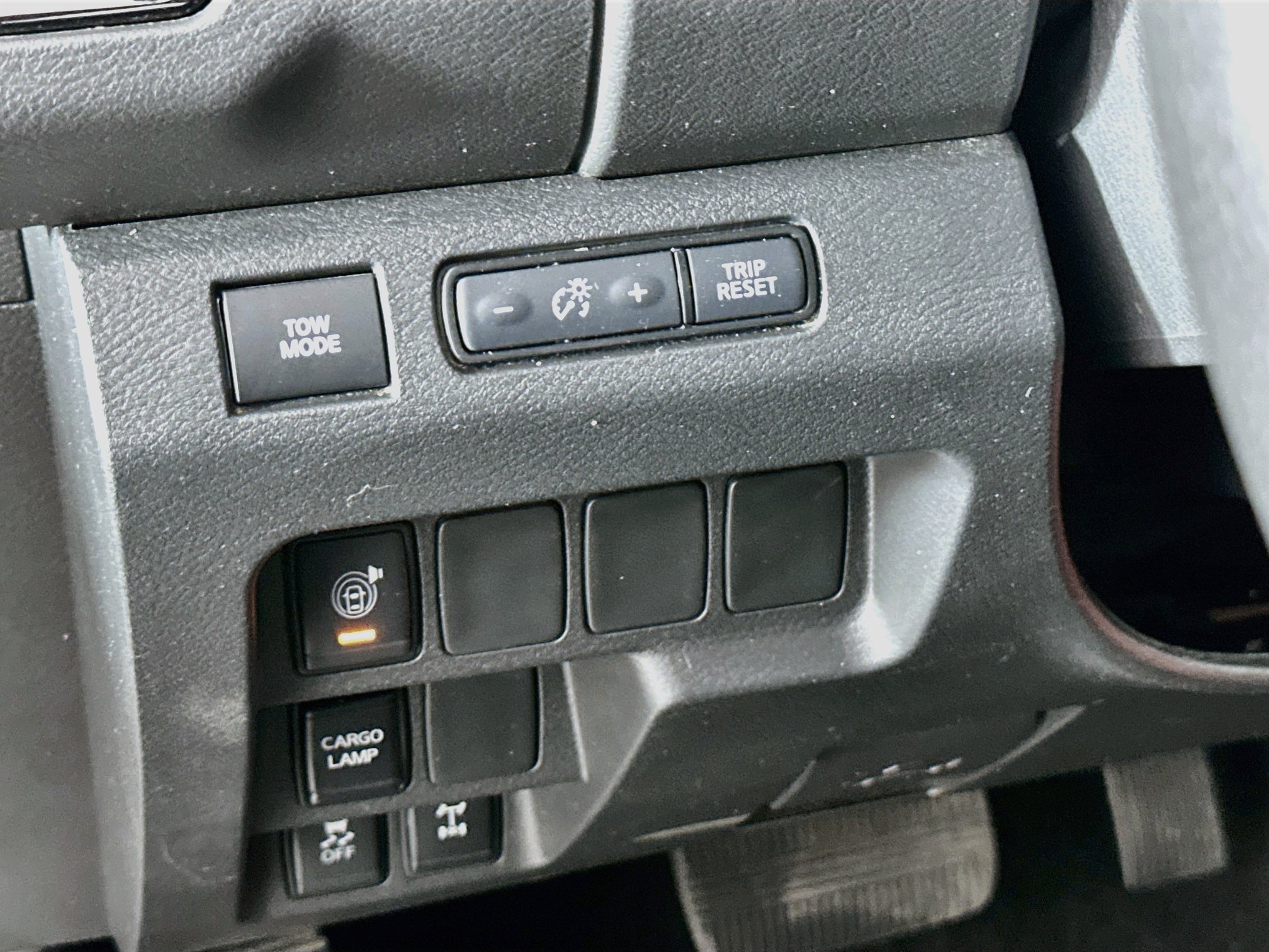 Used 2026 Nissan Frontier PRO-4X AWD/4WD image 17