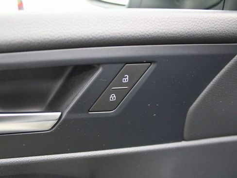 Used 2025 Volkswagen Jetta S image 15