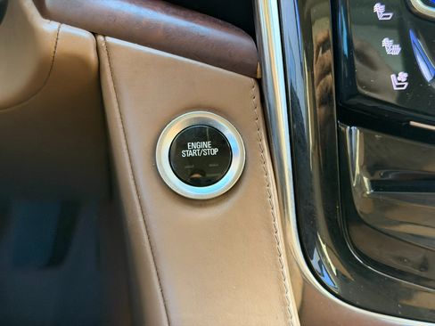 Used 2016 Cadillac Escalade ESV Platinum image 38