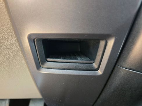 Used 2016 Ford F150 XLT image 27