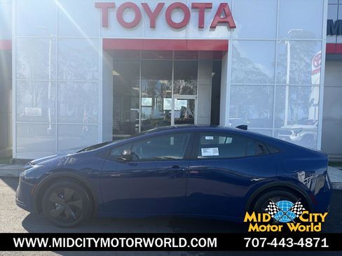 New 2026 Toyota Prius Plug-In Hybrid FWD image 1