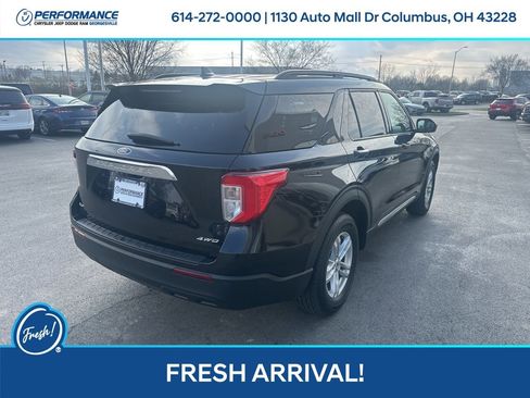 Used 2023 Ford Explorer XLT image 4