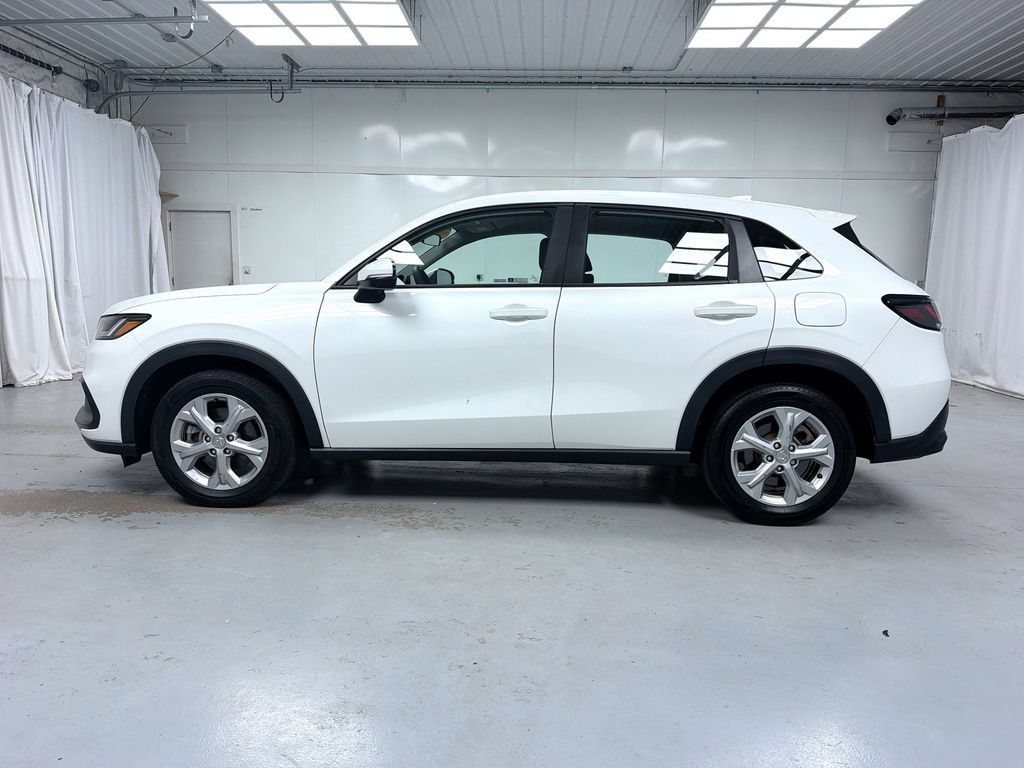 Certified 2024 Honda HR-V LX image 10