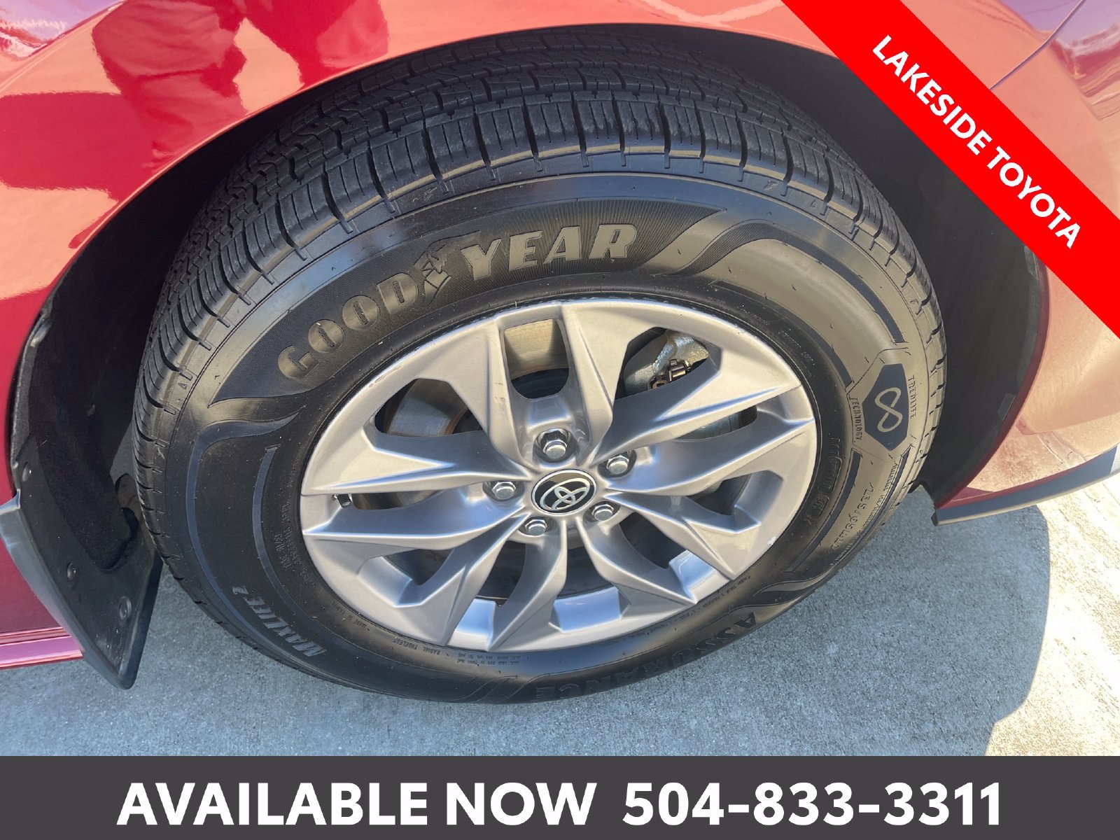 Used 2023 Toyota Sienna XLE FWD image 10
