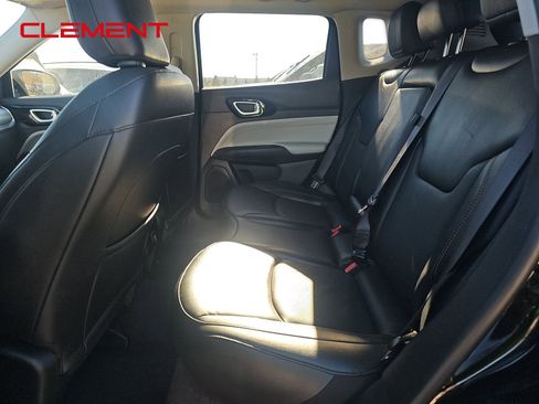 Used 2022 Jeep Compass Limited image 4