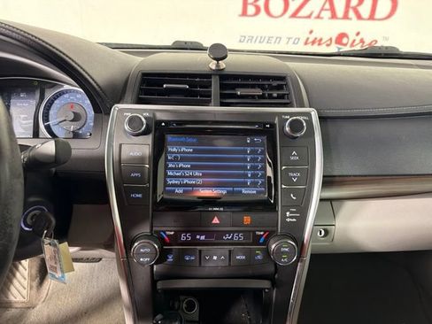 Used 2016 Toyota Camry XLE FWD image 23