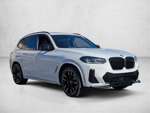 Used 2023 BMW X3 M40i image 3