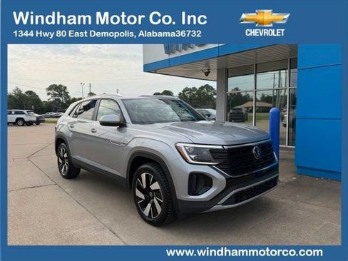 Used 2026 Volkswagen Atlas Cross Sport SE FWD image 1