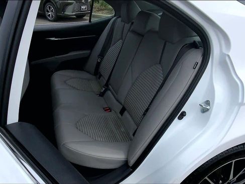 Used 2023 Toyota Camry SE FWD image 21