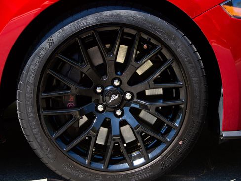 Used 2019 Ford Mustang GT Premium w/ GT Performance Package image 23