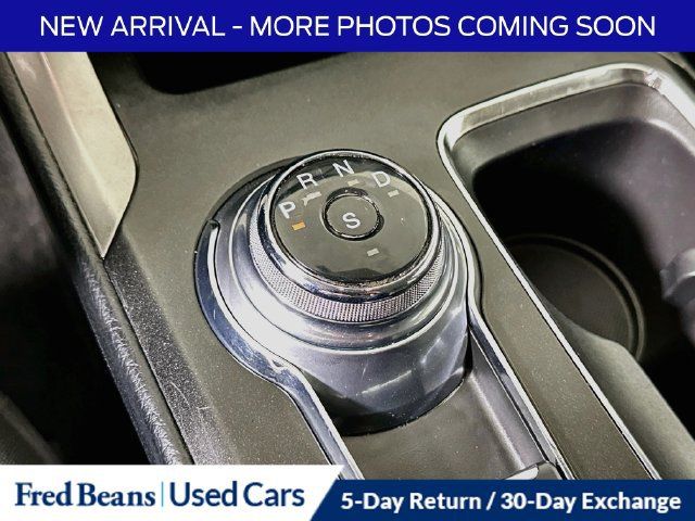 Used 2018 Ford Fusion SE w/ Fusion SE Technology Package FWD image 21