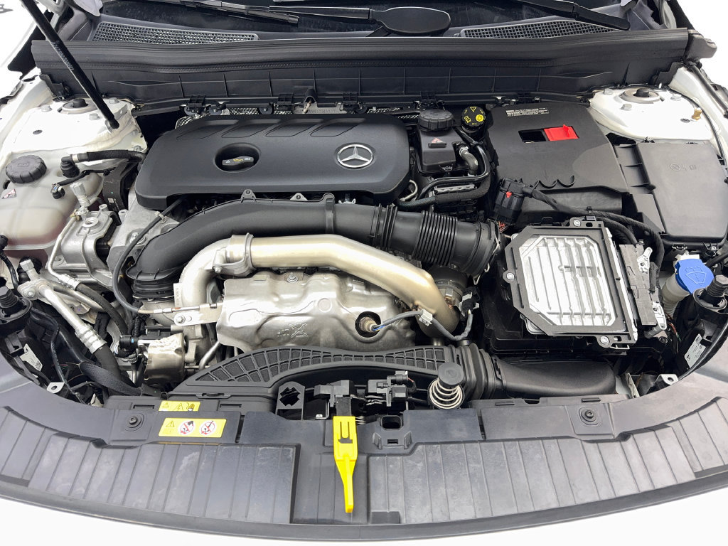 Used 2025 Mercedes-Benz GLB 250 4MATIC image 72