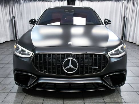 Used 2025 Mercedes-Benz S 63 AMG S image 2