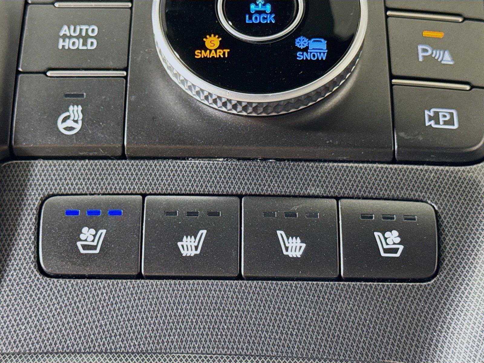 Used 2023 Hyundai Santa Fe Calligraphy AWD/4WD image 19