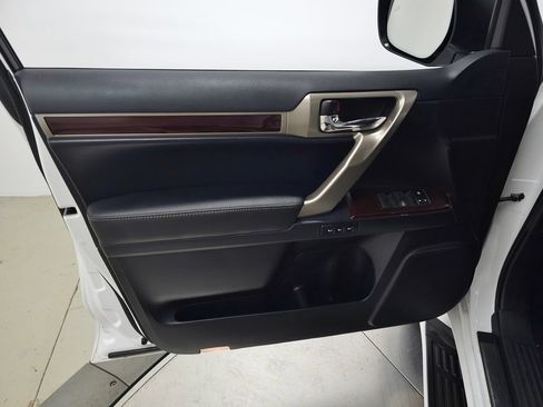 Used 2019 Lexus GX 460 Premium AWD/4WD image 11