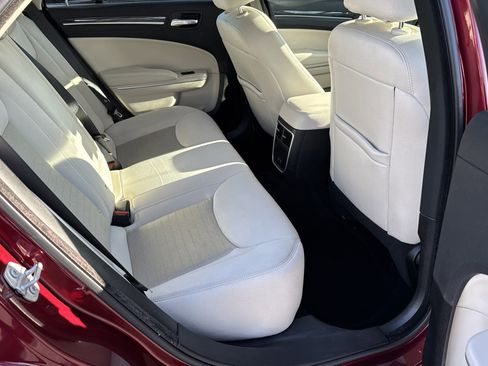 Used 2021 Chrysler 300 Touring w/ Sport Appearance Package image 21