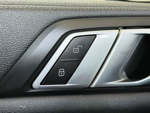 Used 2019 BMW X5 xDrive40i w/ Luxury Seating Package AWD/4WD image 21