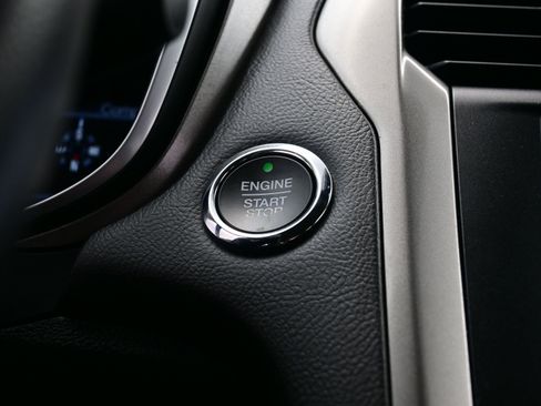 Used 2019 Ford Fusion SE image 22