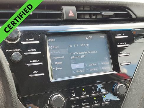 Used 2019 Toyota Camry LE FWD image 15