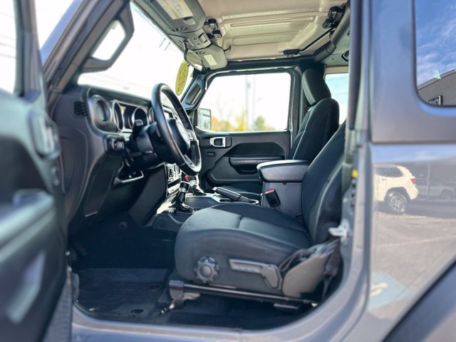 Used 2022 Jeep Wrangler Sport AWD/4WD image 11
