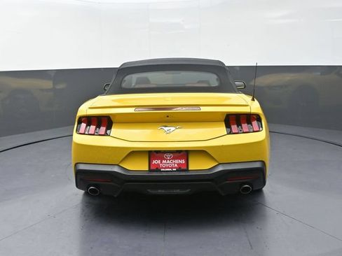 Used 2024 Ford Mustang Premium RWD image 7