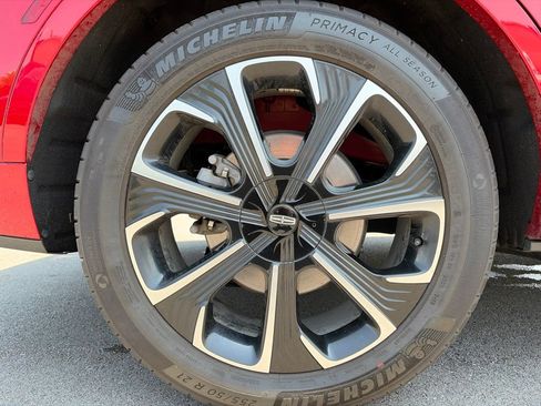 Used 2024 Lincoln Nautilus Reserve w/ Equipment Group 202A AWD/4WD image 23