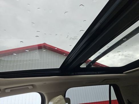 Used 2019 Ford Expedition Platinum image 26