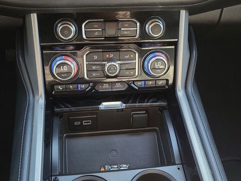 Certified 2023 GMC Yukon XL Denali image 36