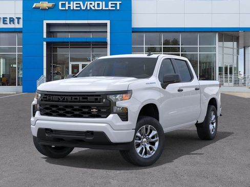 New 2026 Chevrolet Silverado 1500 Custom RWD image 6