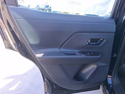 New 2026 Nissan Kicks S image 22