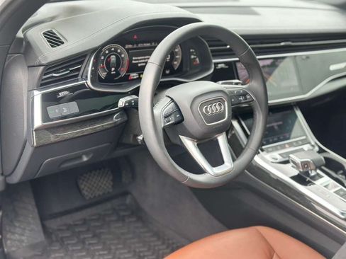 Used 2023 Audi Q7 2.0T Premium w/ Convenience Package AWD/4WD image 13