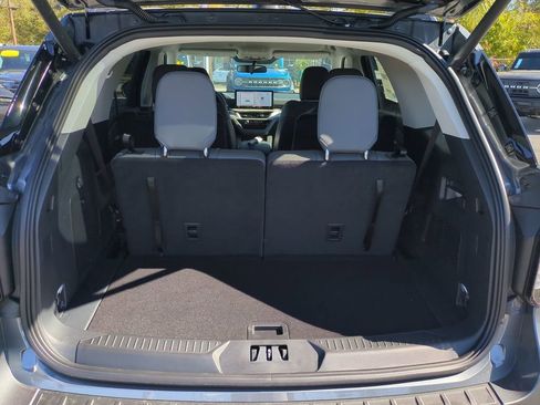 New 2026 Ford Explorer Active w/ Active Comfort Package image 13