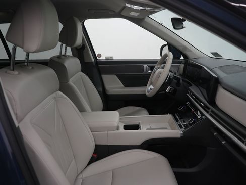 Used 2026 Hyundai Santa Fe SEL AWD/4WD image 11
