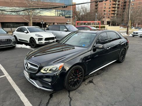 Used 2014 Mercedes-Benz E 63 AMG S-Model image 2