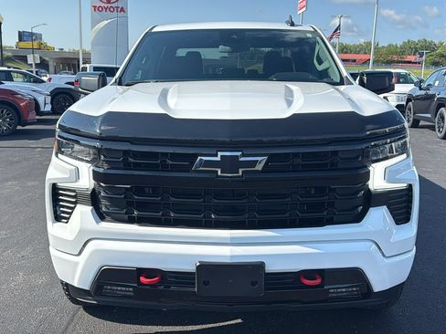 Used 2023 Chevrolet Silverado 1500 RST w/ Redline Edition AWD/4WD image 2