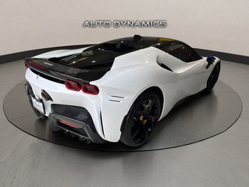 Used 2022 Ferrari SF90 Stradale AWD/4WD image 4