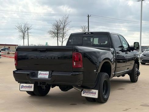 New 2026 RAM 3500 Laramie AWD/4WD image 9
