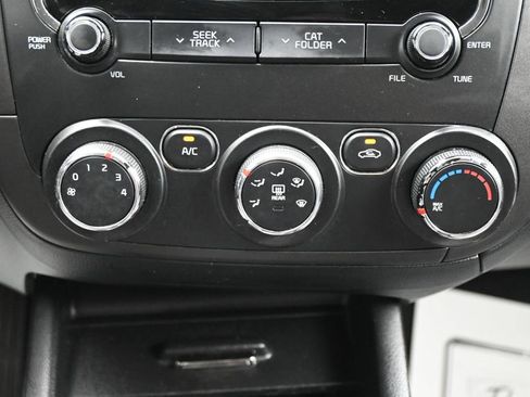 Used 2017 Kia Forte LX w/ LX Popular Package FWD image 18